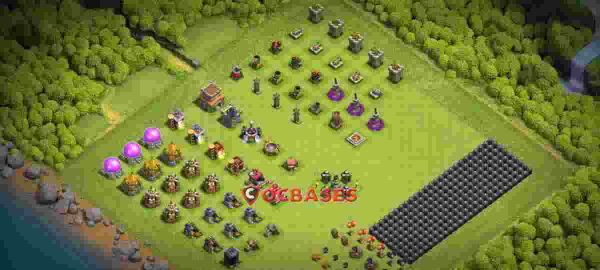 Town Hall 8 Base – Layout id: rp53q base layout