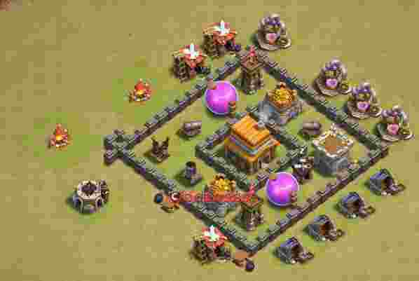 Town Hall 4 Base – Layout id: ysyca base layout