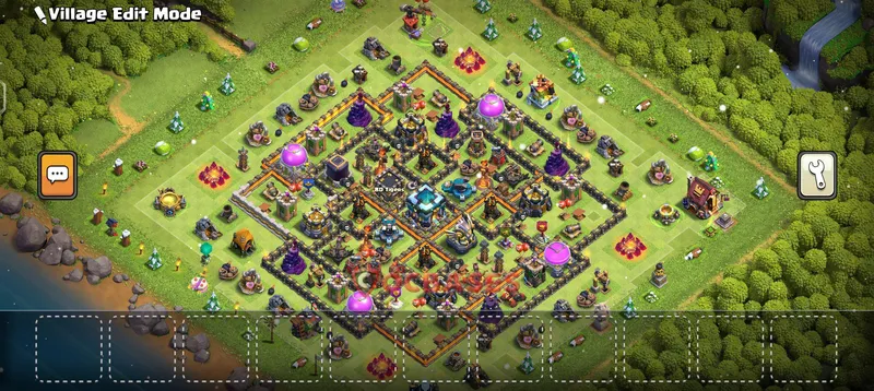 Town Hall 13 Base -hybrid – Layout id: wbdia base layout