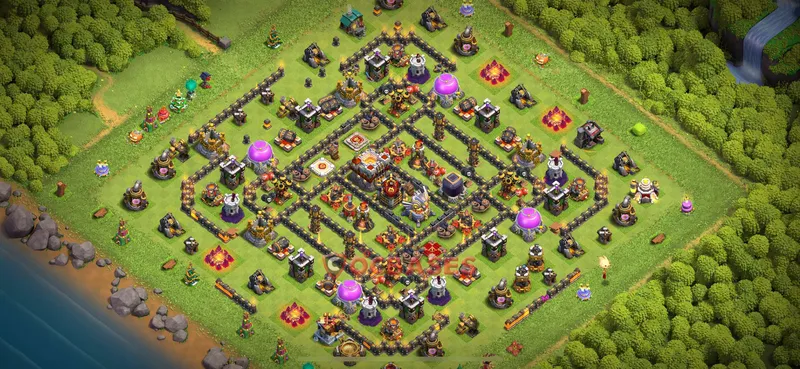Town Hall 11 Base -trophy – Layout id: aquvr base layout