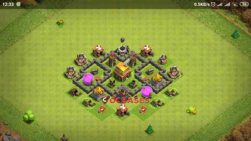 Town Hall 4 Base – Layout id: 7qvuk base layout